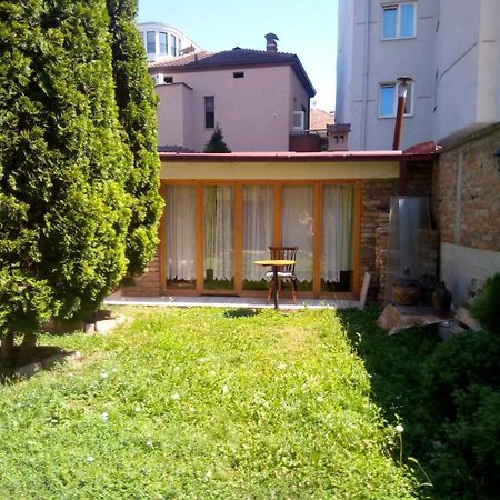Villa Re3Ca Скопье Экстерьер фото